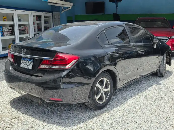 2015 Honda CIVIC SE M — 7