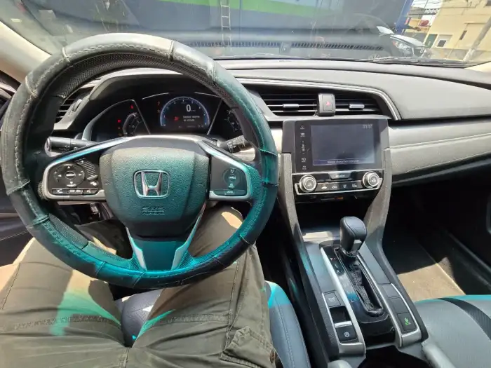 2017 Honda CIVIC XL — 7