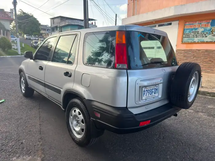 1999 Honda CRV 4x4 LX — 4