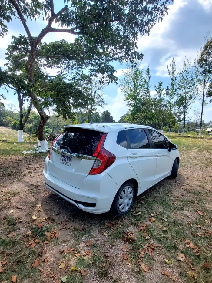 2018 Honda Fit LX — 12