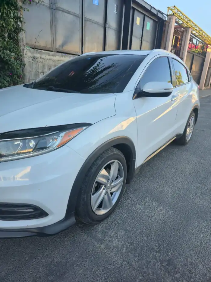 2020 Honda HRV 2020 MOTOR 18 — 2