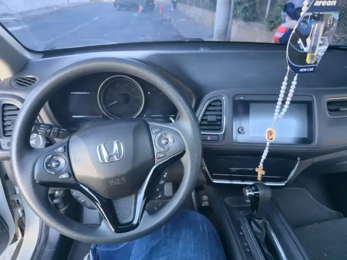 2020 Honda HRV 2020 MOTOR 18 — 10