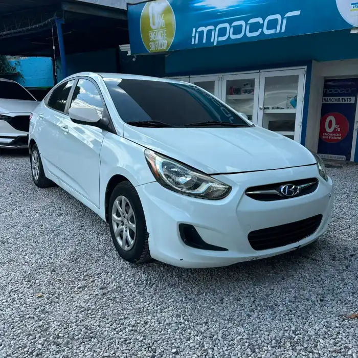 2013 Hyundai Accent — 2