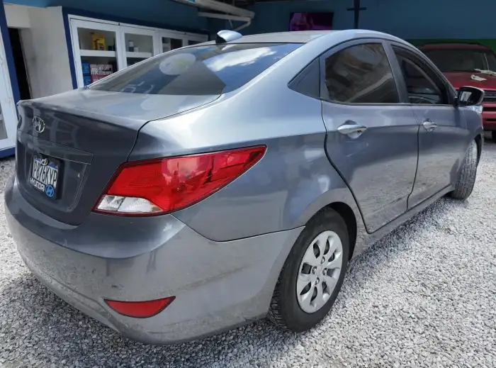 2016 Hyundai ACCENT 2016 ECONMICO Y CONFIABLE MECANICO — 5