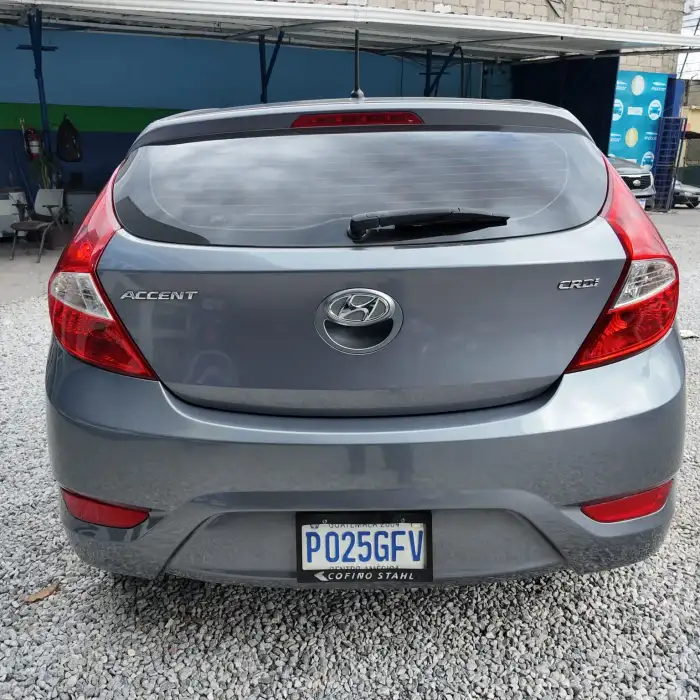 2017 Hyundai ACCENT 2017 DE AGENCIA — 5
