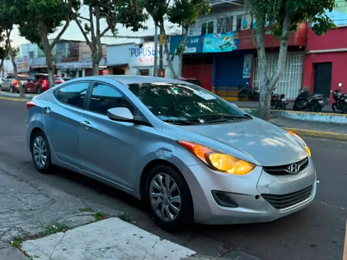 2017 Hyundai Accent — 9