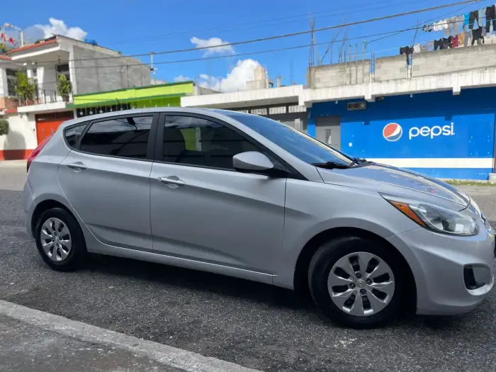 2015 Hyundai HYUDAI ACCEN GS 2015 AUTOMATICO MOTOR 16 — 2