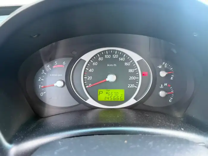 2007 Hyundai Tucson — 8
