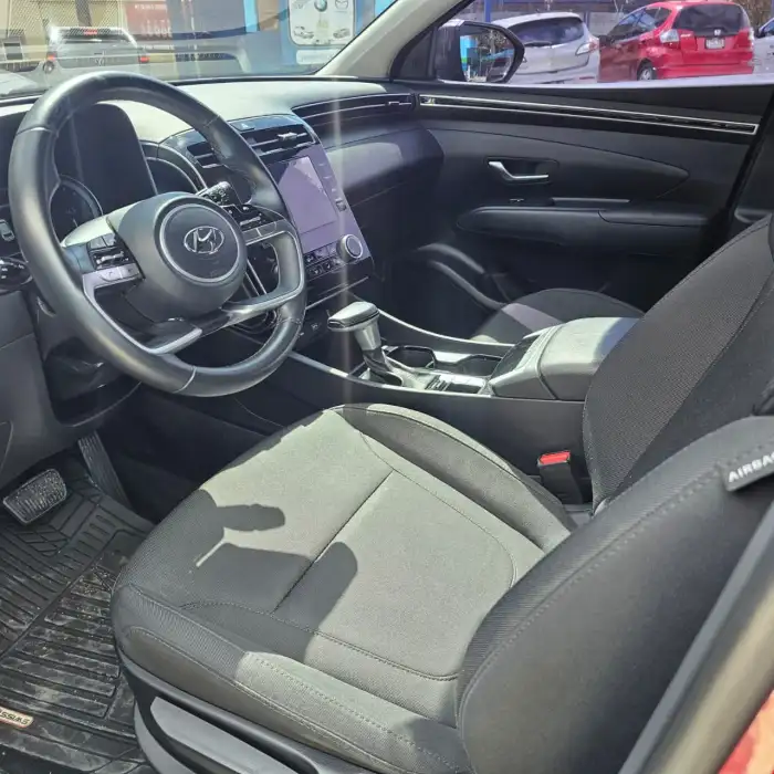 2024 Hyundai Tucson 2024 Motor 20 De agencia 12000 kms — 7