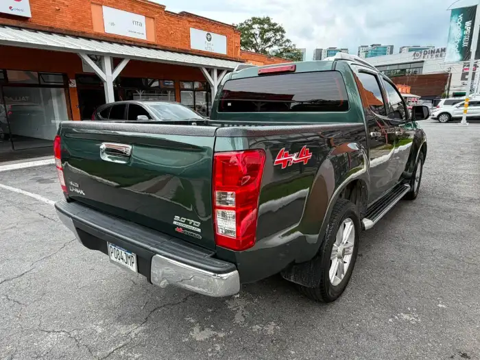 2019 Isuzu D MAX — 2