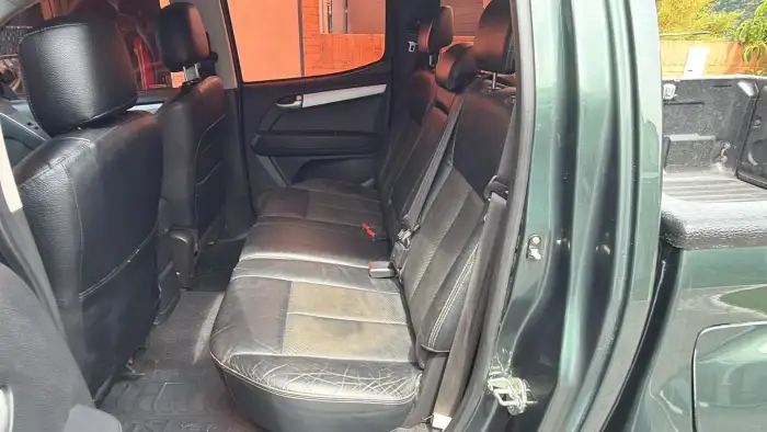 2019 Isuzu D MAX — 9