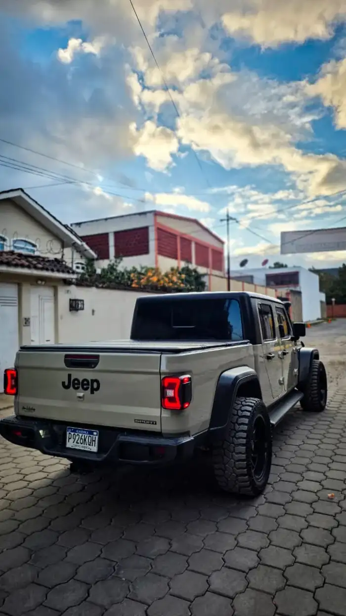 2020 Jeep GLADIATOR SPORT 2020 Pickup 42154 real potencia y presencia — 4