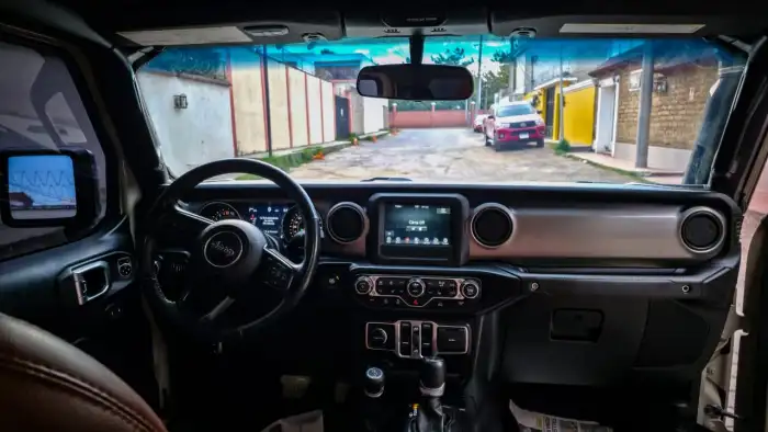 2020 Jeep GLADIATOR SPORT 2020 Pickup 42154 real potencia y presencia — 6