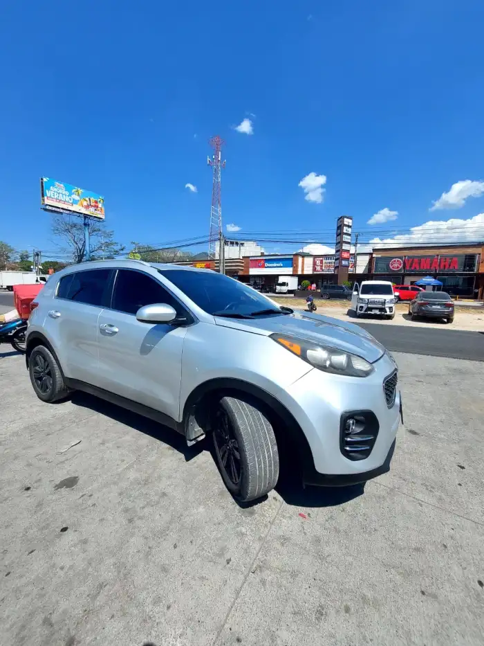 2017 Kia Sportage FE FWD — 2
