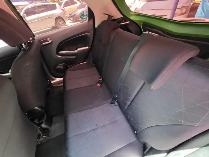 2012 Mazda 2 2012 AUTOMTICO — 10