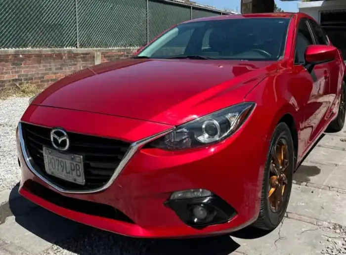 2016 Mazda 3 GRAND TORING 2016 ROJO CANDY — 2