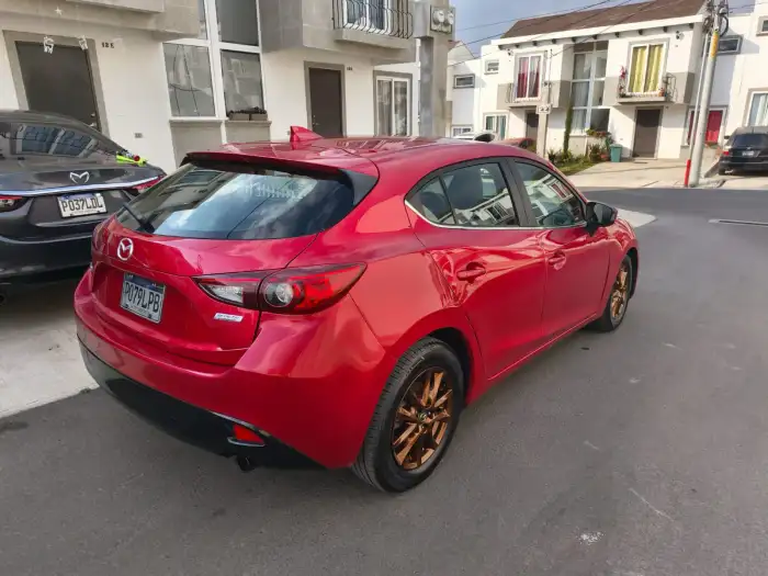 2016 Mazda 3 GRAND TORING 2016 ROJO CANDY — 4