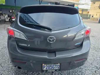 2013 Mazda 3 i 2013 MECNICO