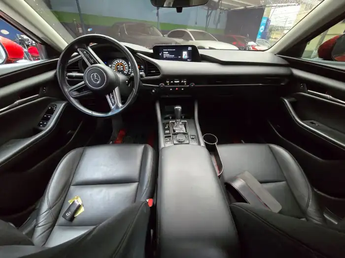 2021 Mazda 3 SELECT 2021 AUTOMTICO — 7