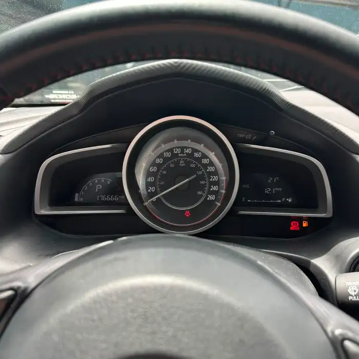 2016 Mazda 3 SPORT — 10
