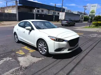 2017 Mazda 3 TOURING 2017