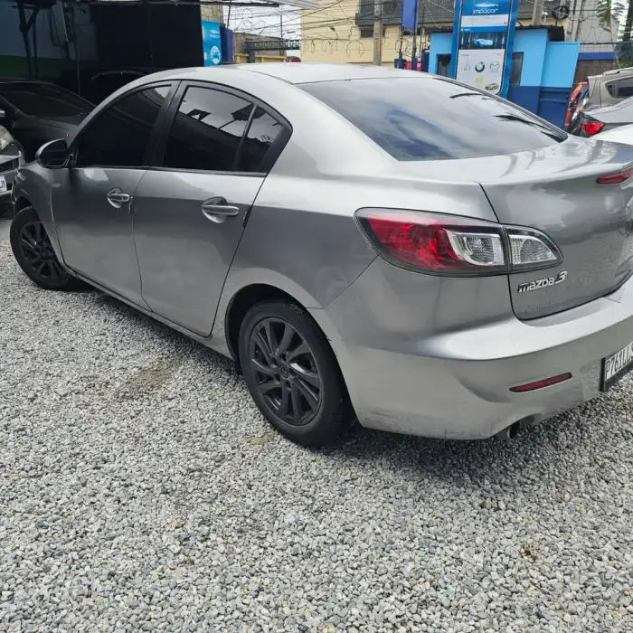2012 Mazda 3i — 4
