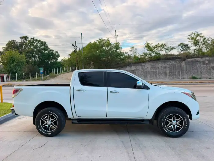 2014 Mazda Bt50 — 4