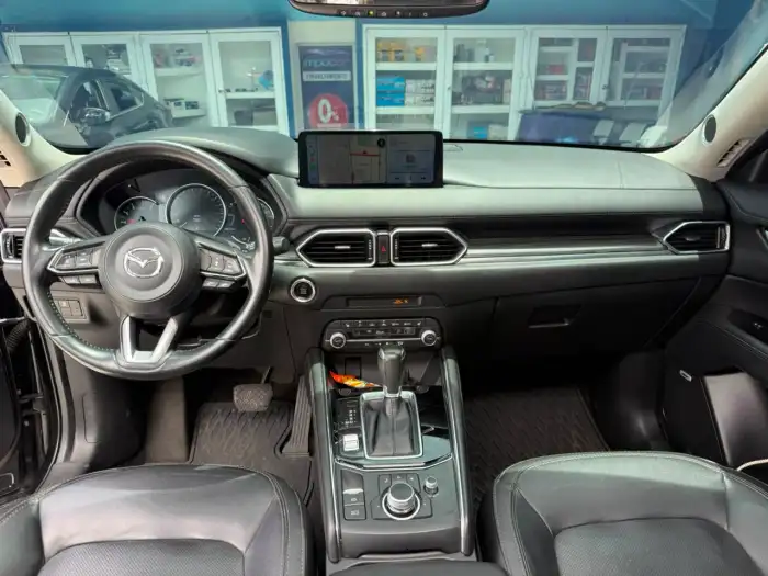 2021 Mazda CX-5 GRAND TOURING — 11