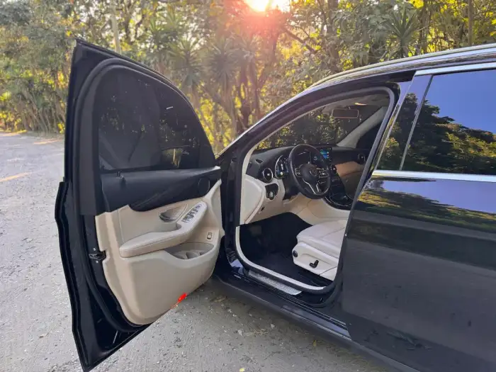 2020 Mercedes-Benz MERCEDES-BENZ GLC200 2020 DE AGENCIA Lujo tecnologa y elegan — 6
