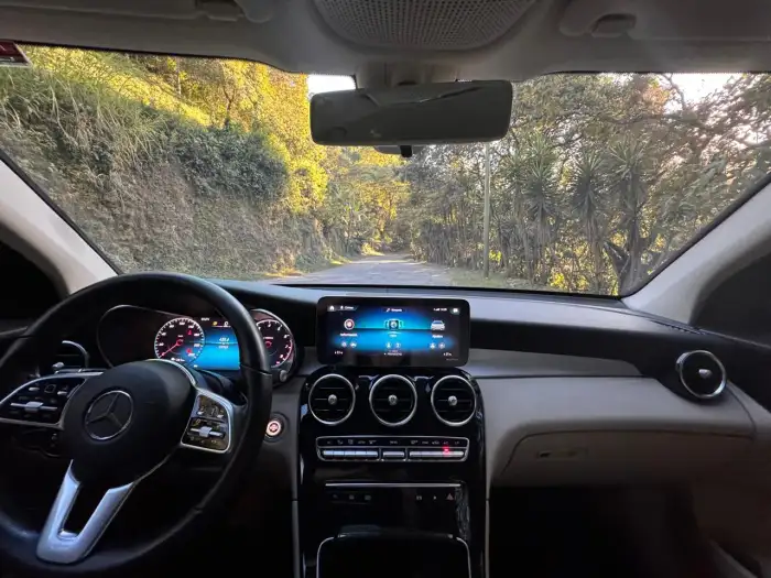 2020 Mercedes-Benz MERCEDES-BENZ GLC200 2020 DE AGENCIA Lujo tecnologa y elegan — 9