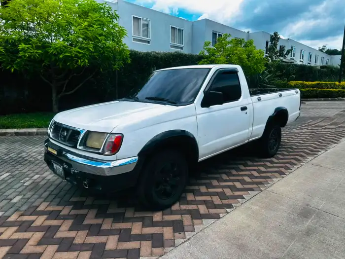 1998 Nissan Frontier — 2