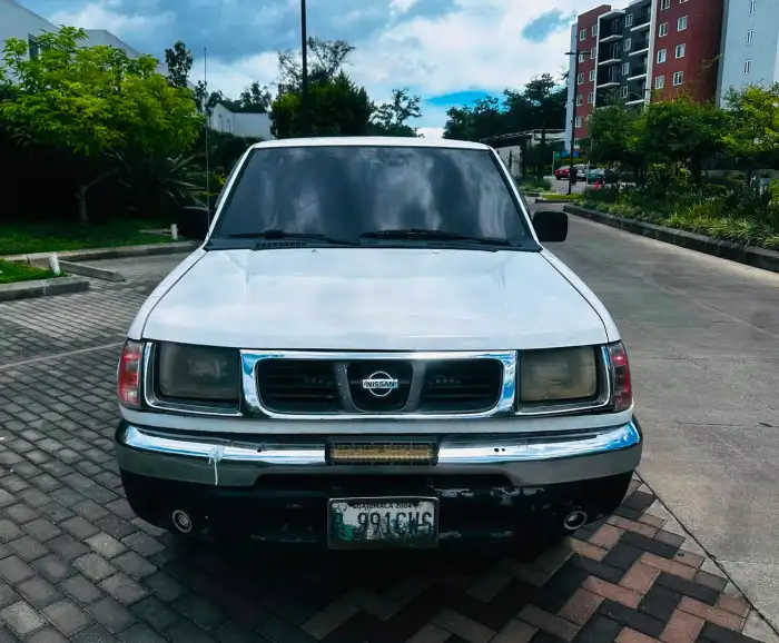 1998 Nissan Frontier — 3