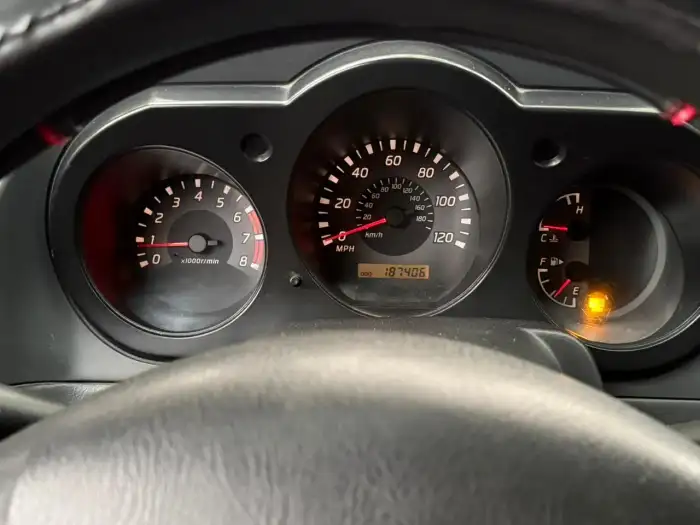 2003 Nissan FRONTIER XE D/R K/C M — 2