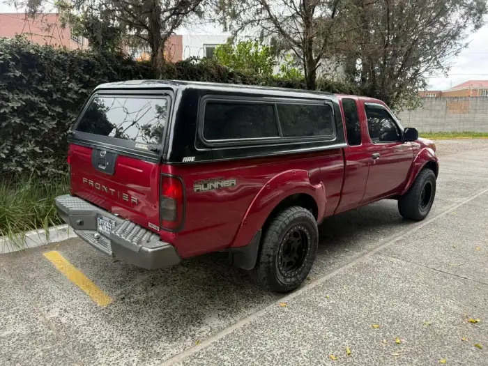 2003 Nissan FRONTIER XE D/R K/C M — 9