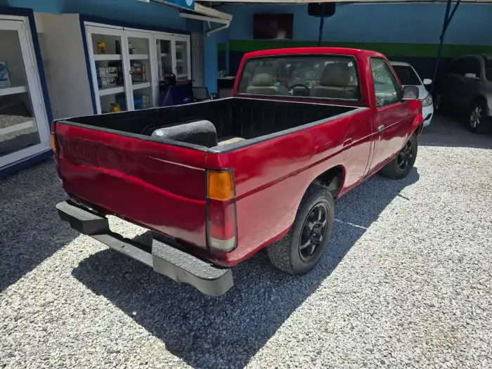 1992 Nissan HardBoddy — 5