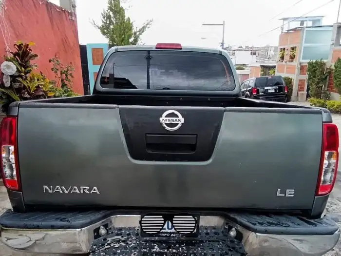 2009 Nissan NAVARA 4X4 2009 TURBO DIÉSEL — 2