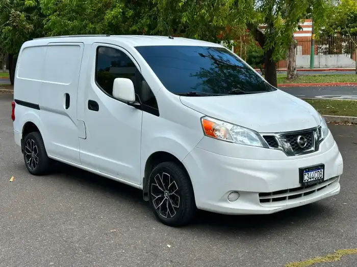 2014 Nissan NV200 — 2