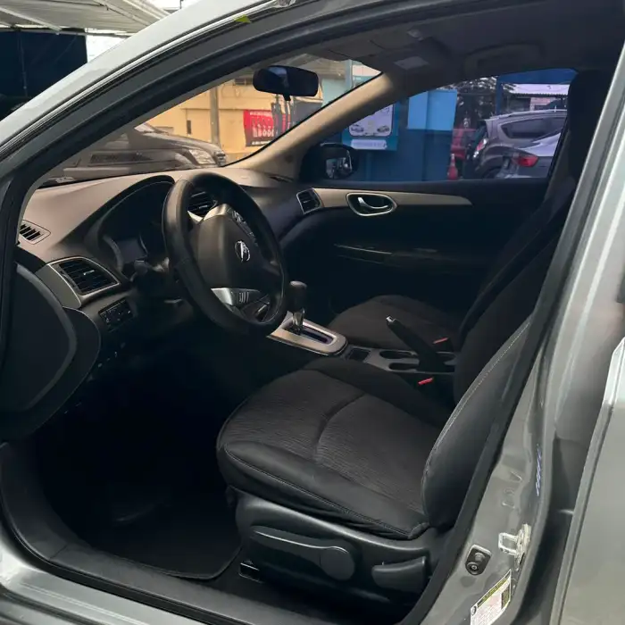 2014 Nissan SENTRA SV — 7