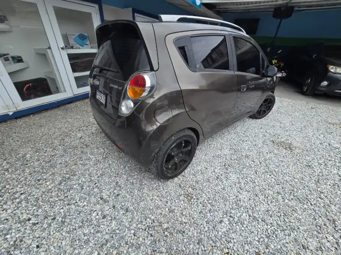 2010 Chevrolet Spark LT — 5