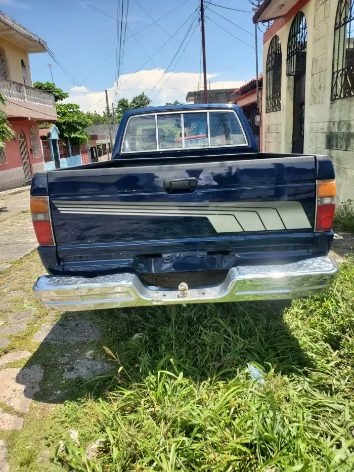 1988 Toyota 22R 1988 AUTOMTICO 4X4 — 5