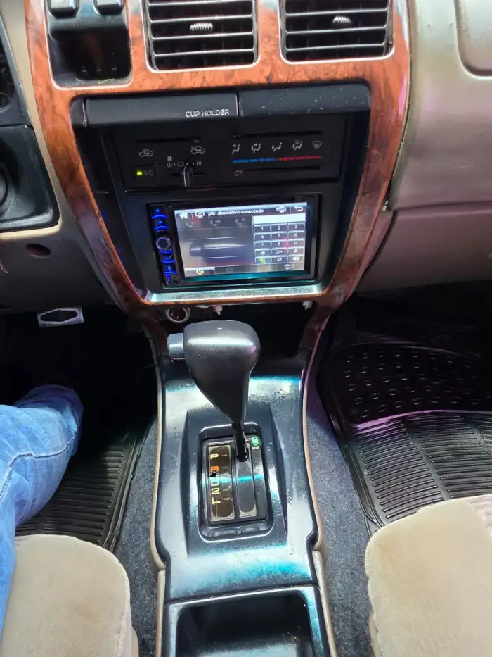1998 Toyota 4RUNNER LIMITED 4X2 M — 13