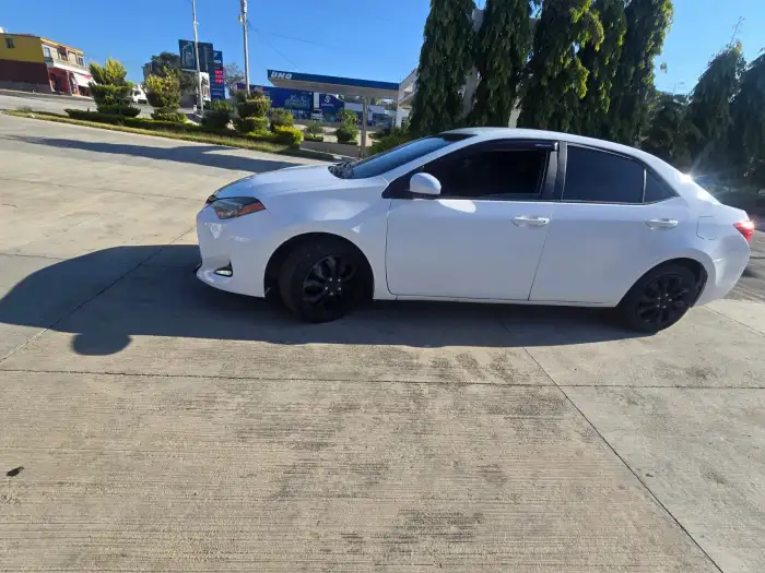 2019 Toyota COROLLA 2019 AOTOMATICO SISTREMA ECO — 6
