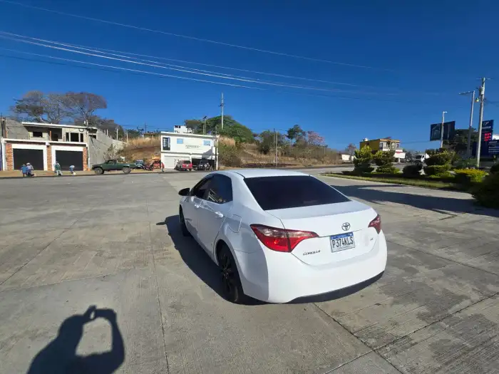 2019 Toyota COROLLA 2019 AOTOMATICO SISTREMA ECO — 7