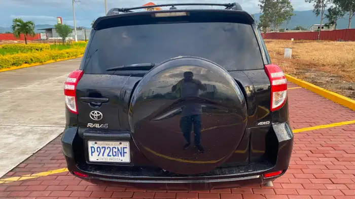 2011 Toyota Rav 2011 4 — 4
