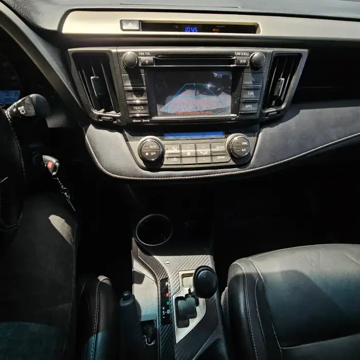 2013 Toyota RAV4 XLE — 11
