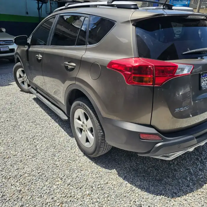 2013 Toyota RAV4 XLE — 4