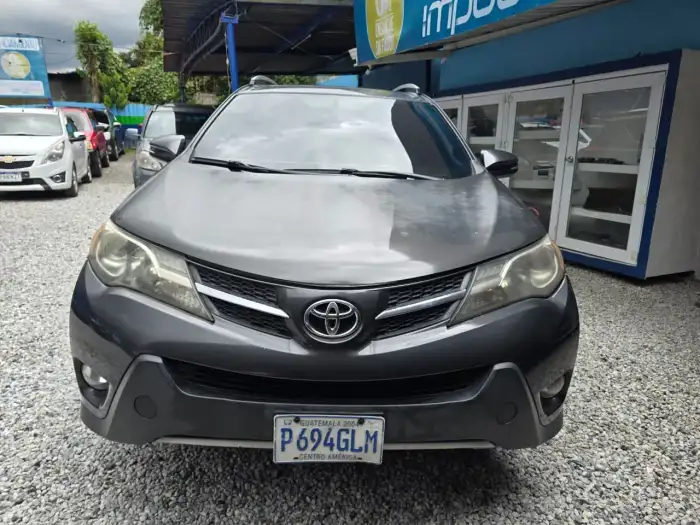 2015 Toyota RAV4 XLE — 2