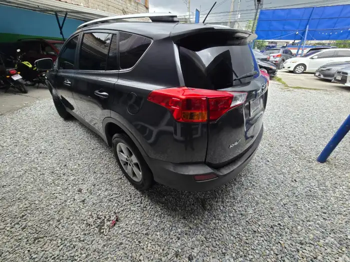 2015 Toyota RAV4 XLE — 4
