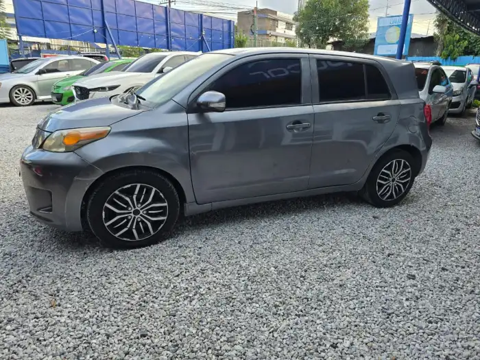 2013 Toyota SCION xD 2013 AUTOMTICO — 3