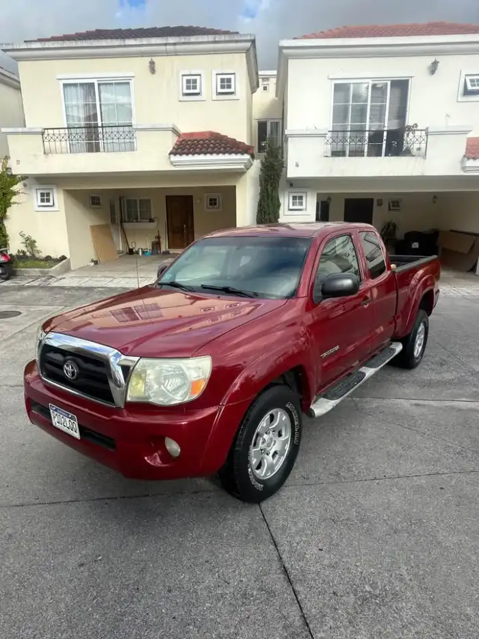 2005 Toyota Tacoma — 2